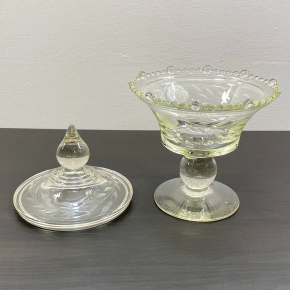 Vintage Circle Design Cut Glass Pedestal Candy Dish with Matching Lid & Designer - Picture 1 of 10